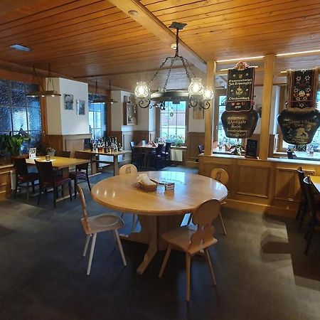 Gasthof Hirschen In Wilderswil Kültér fotó