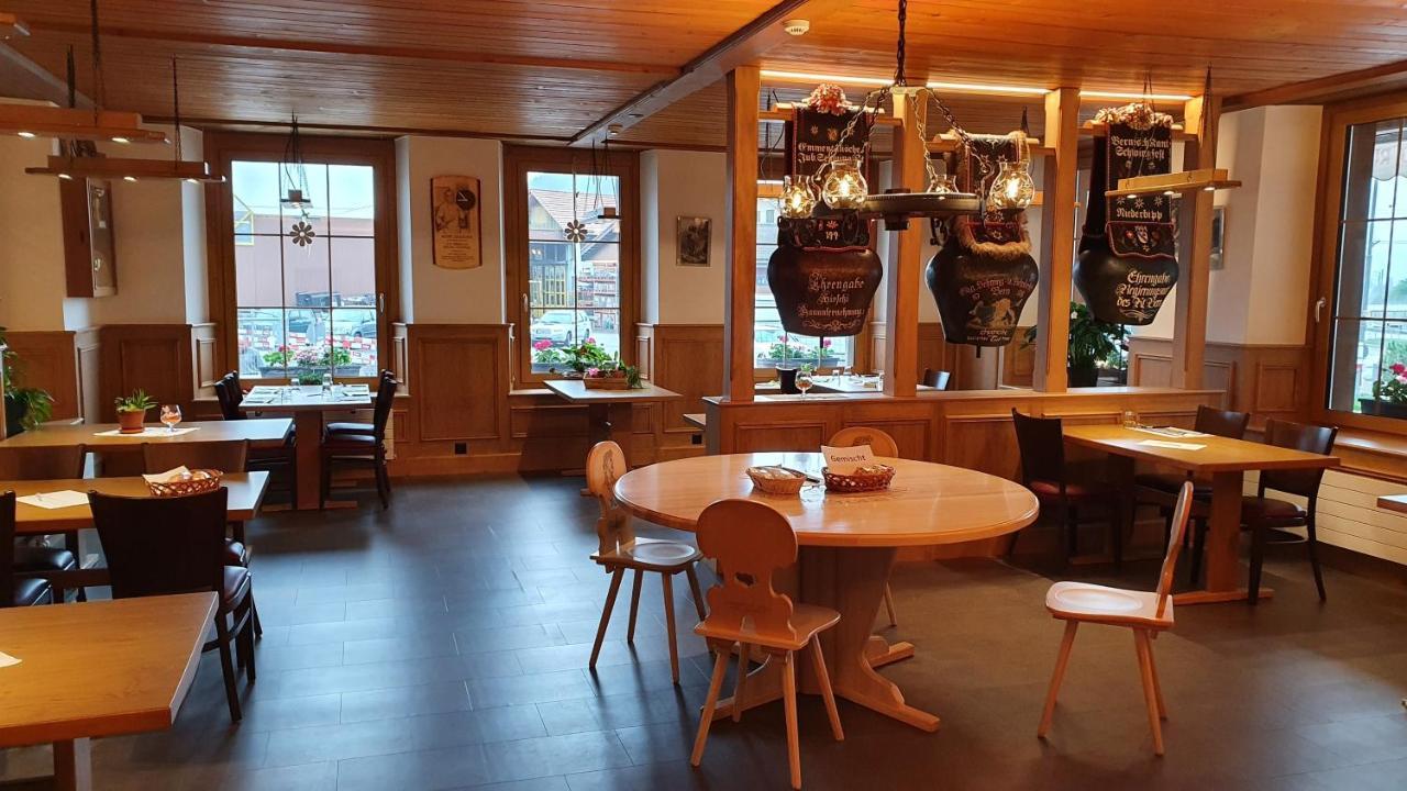 Gasthof Hirschen In Wilderswil Kültér fotó
