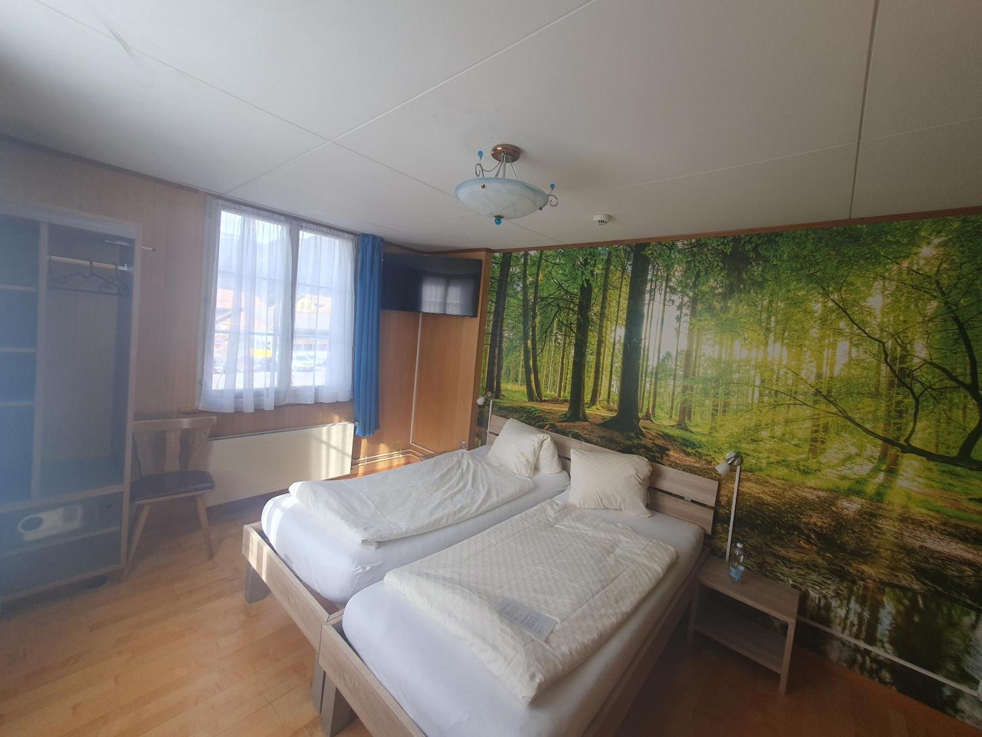 Gasthof Hirschen In Wilderswil Szoba fotó